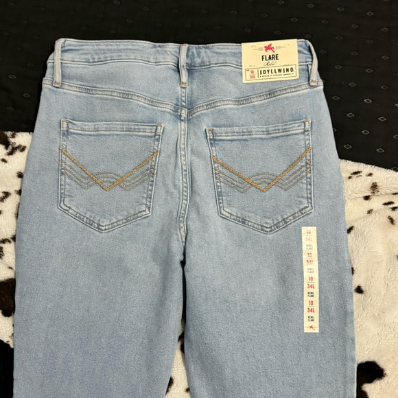 Trousers - Picture 2 of 4